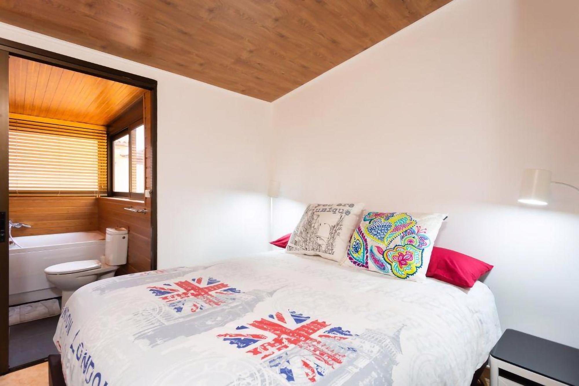Eden Rentals Elite Palace Suites アデヘ エクステリア 写真