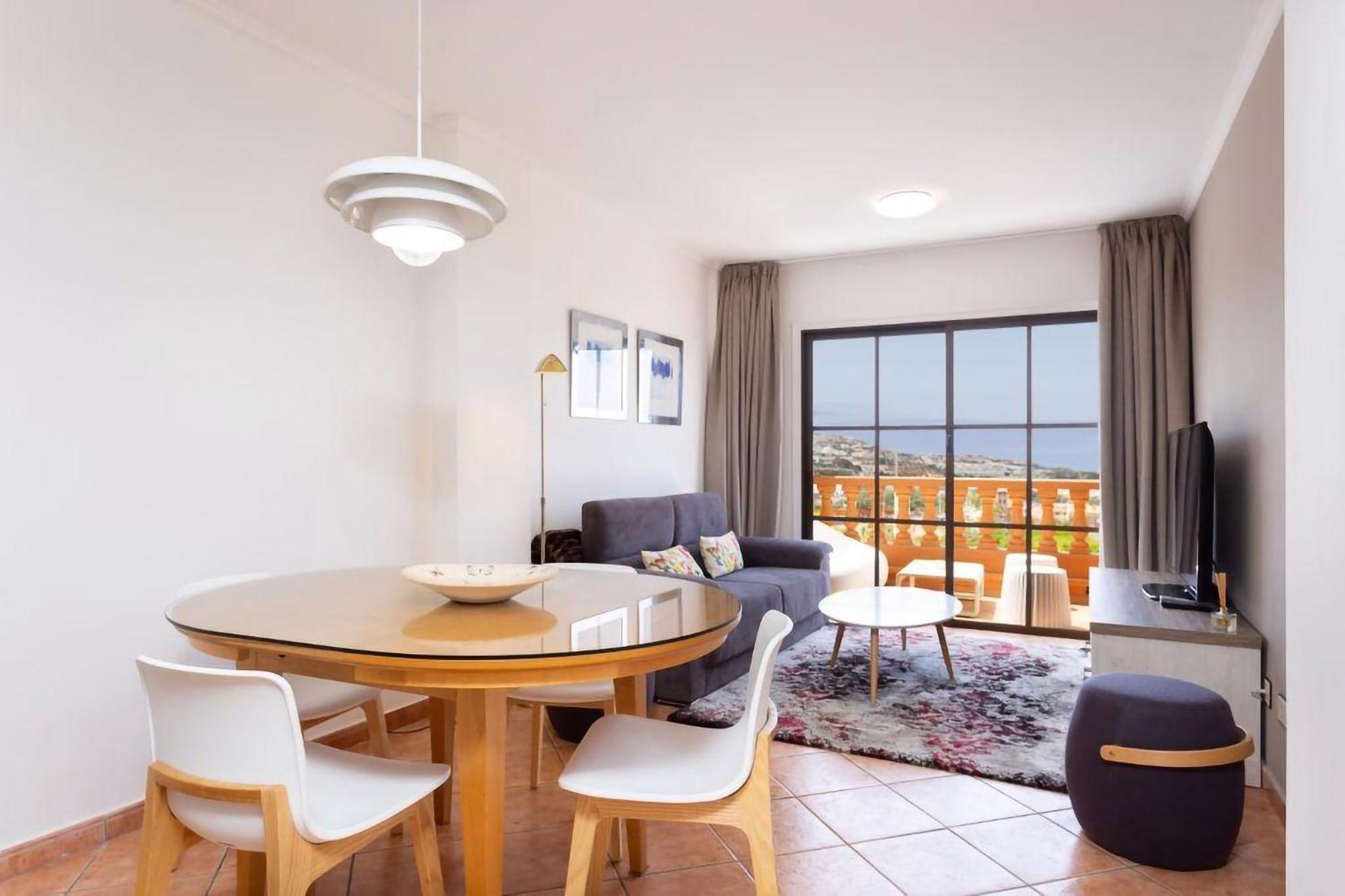 Eden Rentals Elite Palace Suites アデヘ エクステリア 写真